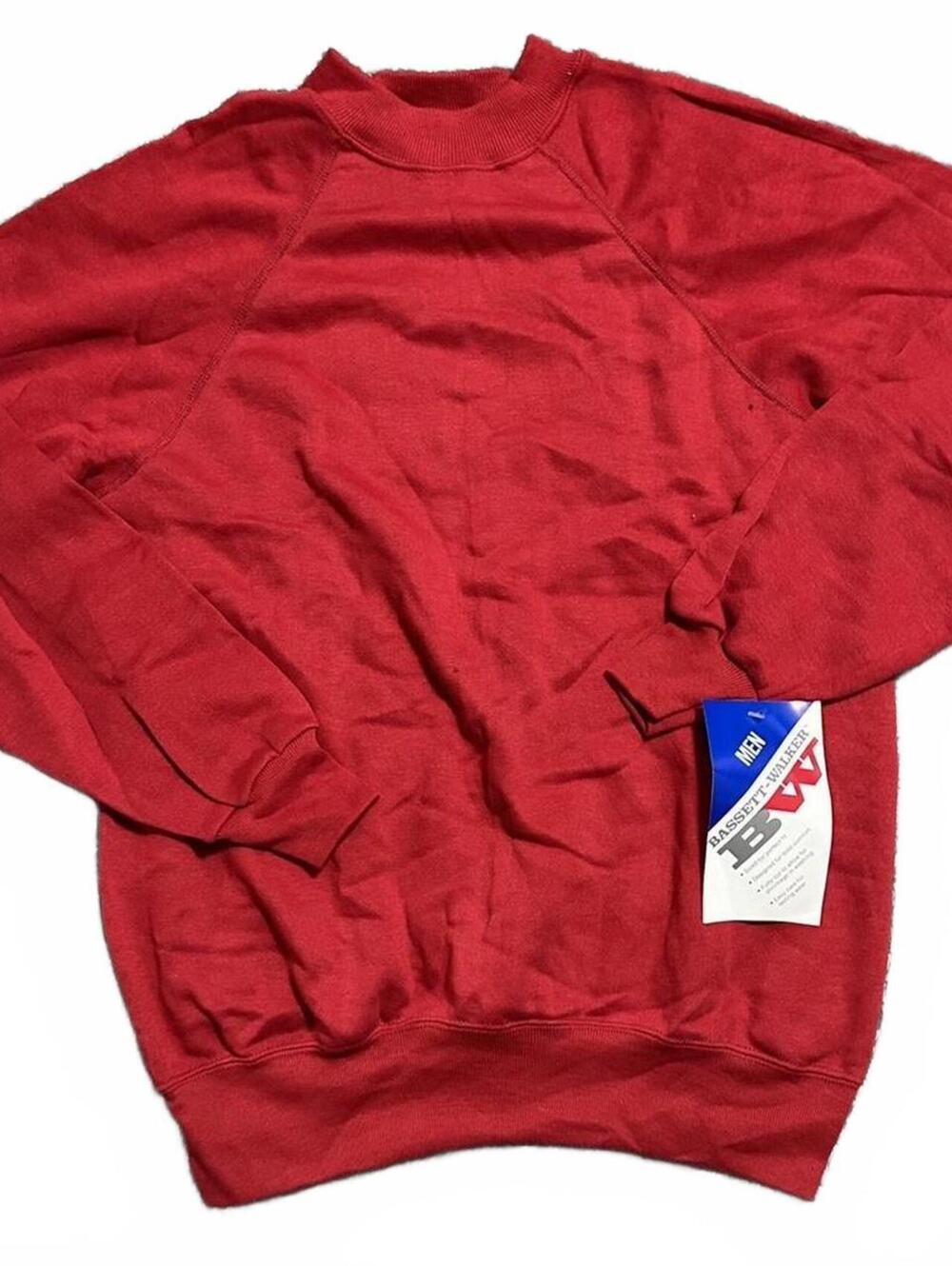 Deadstock 90s Bassett-Walker Red Crewneck Blank Crewneck Size L